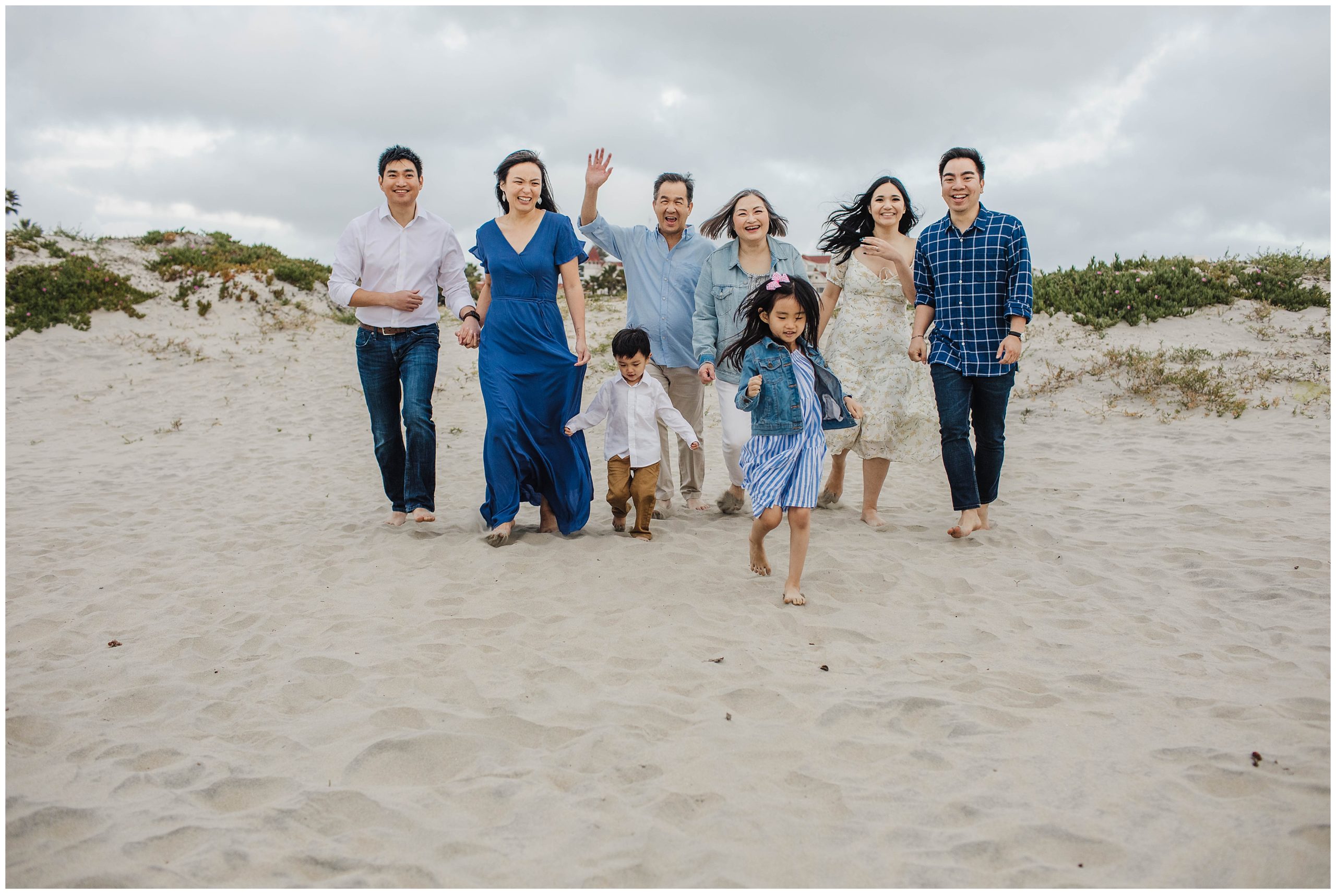 Extended Family Session Photos at Coronado Beach