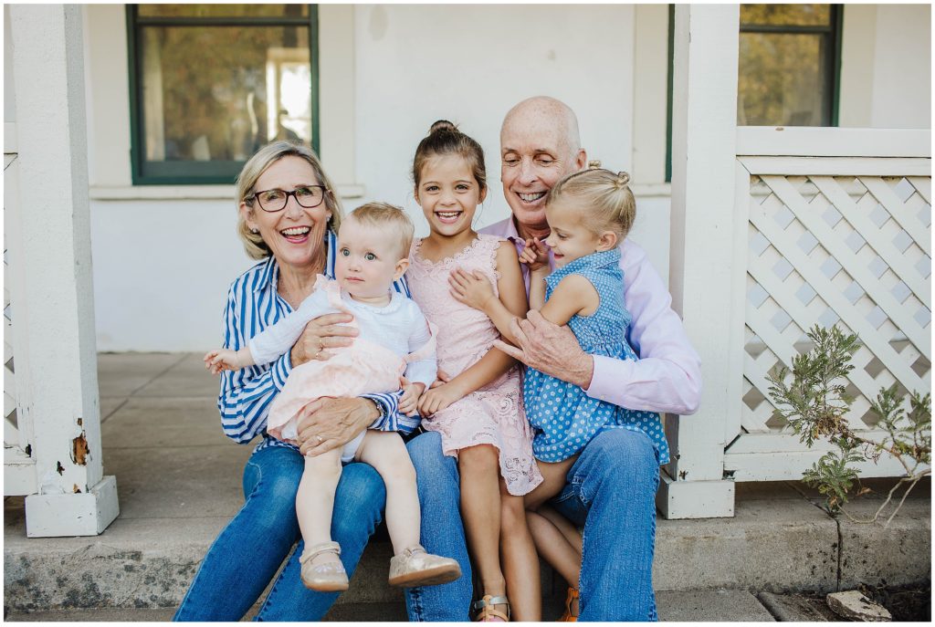 Image depicting Grandparents with grandkids taking family photos at Penasquitos Ranch House